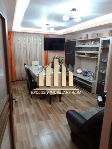 apartament-cu-4-camere-decomandate-ampoi-3-4