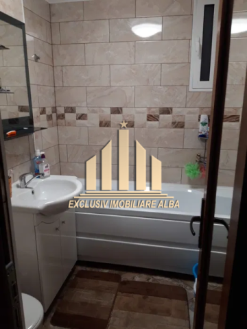 apartament-cu-4-camere-decomandate-ampoi-3-6