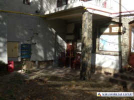 spatiu-com-locuinta-vila-7-camere-in-centru-campulung-arges-15