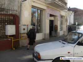 spatiu-com-locuinta-vila-7-camere-in-centru-campulung-arges-13