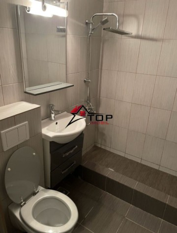 inchiriere-apartament-cu-3-camere-podu-ros-4