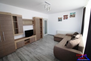 inchiriez-apartament-2-camere-decomandatrenovat-zona-lacul-lui-binder-1