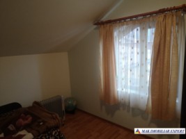 casa-4-camere-2-spatii-comerciale-de-vanzare-in-schitu-golesti-arges-ideala-pentru-locuinta-si-afaceri-21