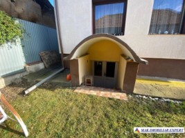 casa-4-camere-2-spatii-comerciale-de-vanzare-in-schitu-golesti-arges-ideala-pentru-locuinta-si-afaceri-37