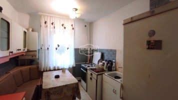 apartament-2-camere-zona-capat-1-etaj-2-mobilat-si-utilat-11