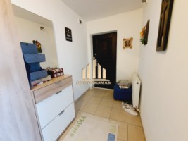 apartament-3-camere-in-cetate-cu-loc-de-parcare-curte-si-boxa-5