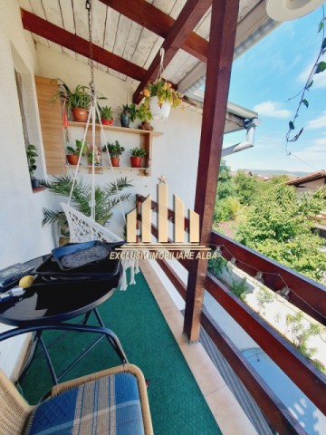 apartament-3-camere-in-cetate-cu-loc-de-parcare-curte-si-boxa-7