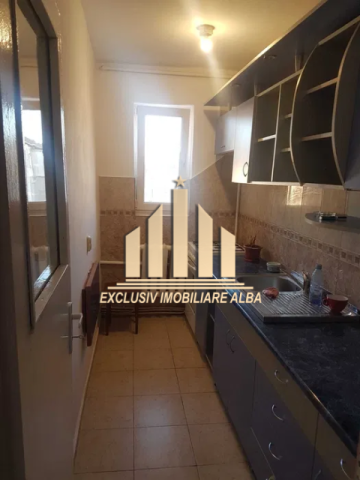 vand-apartament-2-camere-central-b-ul-transilvaniei-2