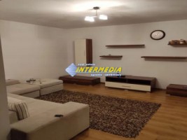 apartament-3-camere-decomandat-de-vanzare-alba-iulia-cetate-zona-schit-1