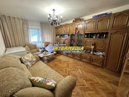 apartament-2-camere-decomandat-de-vanzare-in-cetate-etaj-1-finisat-mobilat-1