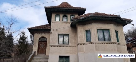 casa-5-camere-teren-780-mp-de-vanzare-in-valea-romanestilor-campulung-muscel-arges-1