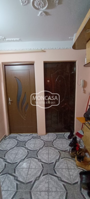 apartament-2-camere-zona-scoala-17-etaj-3-decomandat-11