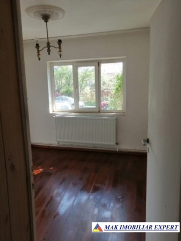 apartament-3-camere-cf-1-et-p4-campulung