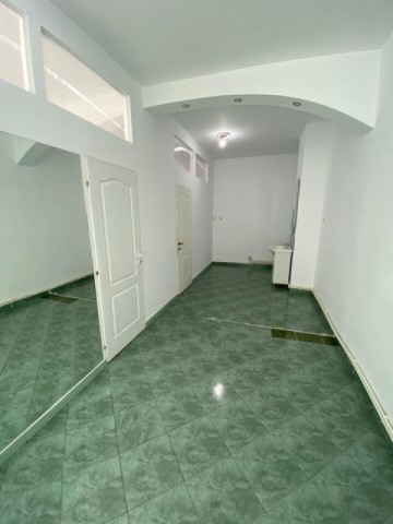 spatiu-comercial-suprafata-de-55-mpzona-calea-nationalapret-425-euro