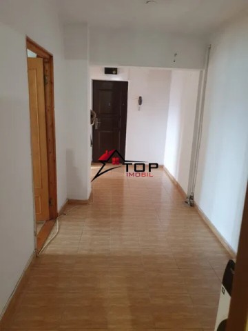 apartament-cu-3-camere-decomandat-pacurari-3