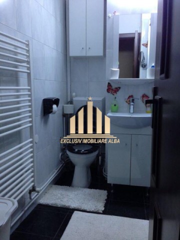 apartament-cu-3-camere-decomandate-centru-5
