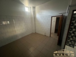 de-vanzare-spatiu-comercial-zona-imparat-traian-la-2-min-de-mall-pret-84000-euro-negociabil-1