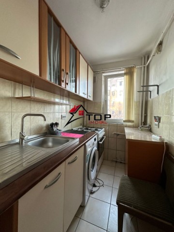 inchiriere-apartament-cu-2-camere-podu-ros-5