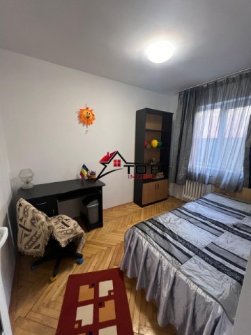 apartament-3-camere-decomandat-alexandru-cel-bun-2