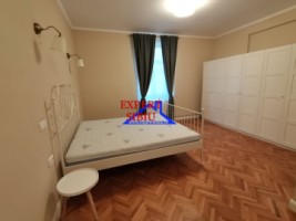 inchiriez-apartament-3-camere-de-lux-la-vila-zona-parc-sub-arini-3