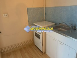 garsoniera-renovata-de-vanzare-in-centru-alba-iulia-mobilata-3