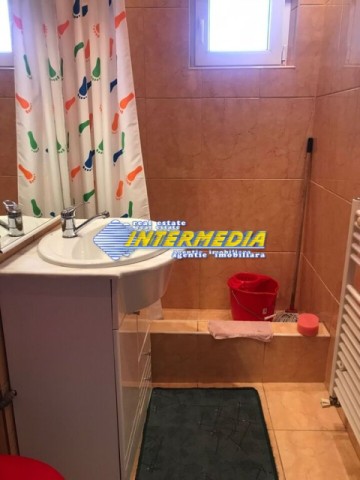 apartament-cu-2-camere-de-vanzare-in-cetate-mobilat-si-utilat-etaj-intermediar-3