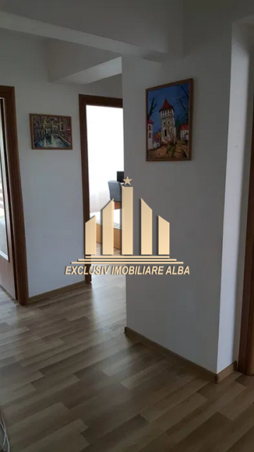 apartament-cu-3-camere-de-inchiriat-cetate-1