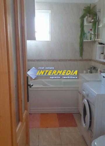 apartament-2-camere-cu-mansarda-decomandat-mobilat-si-utilat-de-vanzare-alba-iulia-centru-3