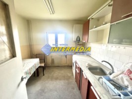 apartament-2-camere-decomandat-de-vanzare-in-alba-iulia-zona-cetate-3