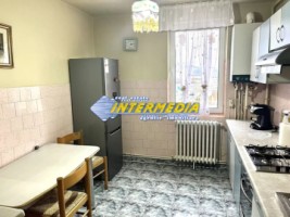 apartament-cu-2-camere-decomandat-de-vanzare-in-alba-iulia-zona-mall-2