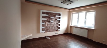 apartament-4-camere-pe-2-nivele-zona-tratoria-73-mp-2