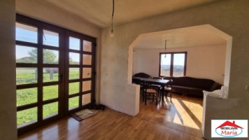 casa-in-cionchesti-cu-teren-22-ari-3