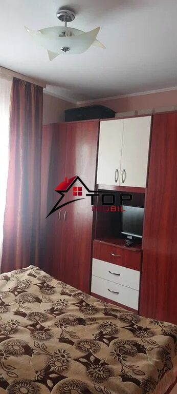 apartament-cu-4-camere-decomandat-dacia-4