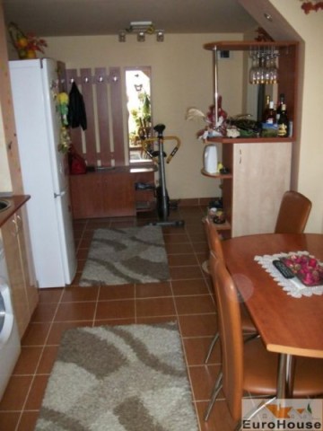 apartamentde-vanzare-2-camere-zona-stadion-2