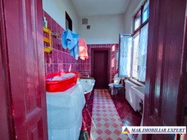 vila-stil-8-camere-de-vanzare-in-centru-campulung-muscel-arges-teren-759-mp-32