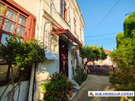 vila-stil-8-camere-de-vanzare-in-centru-campulung-muscel-arges-teren-759-mp-37