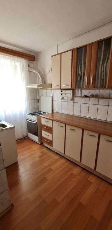 de-vanzare-apartament-cu-2-camere-zona-parcul-tineretului-pret-31000-4