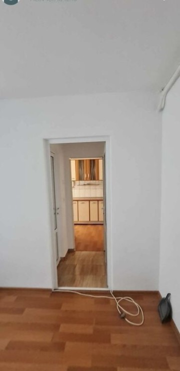 de-vanzare-apartament-cu-2-camere-zona-parcul-tineretului-pret-31000-2