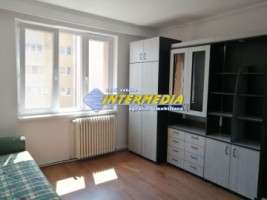 apartament-3-camere-de-vanzare-in-alba-iulia-bloc-foste-proprietati-cu-pivnita-2