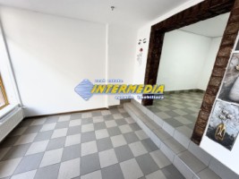 spatiu-comercial-de-inchiriat-alba-iulia-cetate-29-mp-finisat-si-cu-vitrina-strada-4