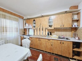 apartament-cu-3-camere-decomandate-cetate-zona-mercur-1