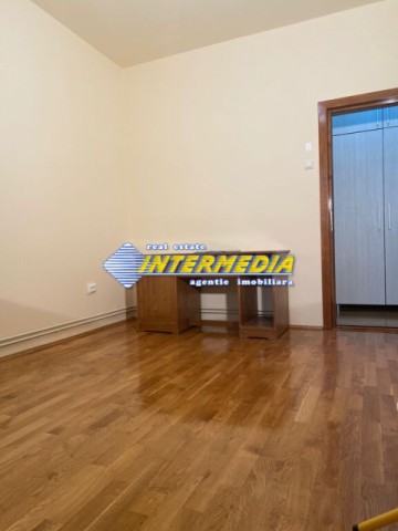 apartament-cu-3-camere-decomandat-de-inchiriat-alba-iulia-zona-cetate-26