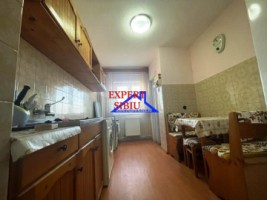 vand-apartament-3-camere-decomandatzona-ciresica