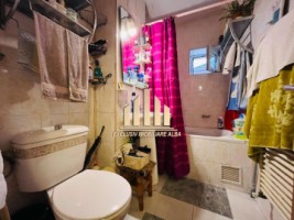 apartament-cu-3-camere-de-vanzare-ampoi-1-4