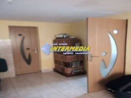 casa-de-vanzare-in-sard-cu-2-camere-renovata-complet-3