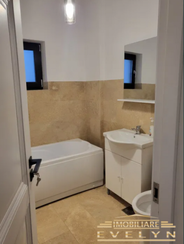 de-inchiriat-apartament-2-camere-loc-de-parcare-situat-la-bloc-nou-pret-400-euro-5