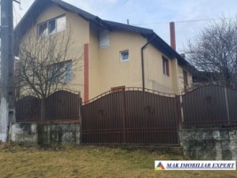 vila-cu-3-camere-si-teren-de-269-mp-de-vanzare-in-bughea-de-jos-ideala-pentru-locuinta-de-familie-13