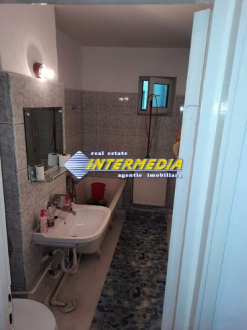 apartament-2-camere-etaj-1-alba-iulia-cetate-de-vanzare-zona-bulevard-catedrala-2