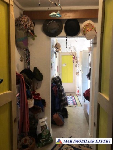 vandut-apartament-2-camere-cf-1-et-34-campulung-4