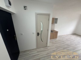 garsoniera-de-vanzare-etaj-2-recent-renovata-zona-liceul-pedagogic-pret-18499-euro